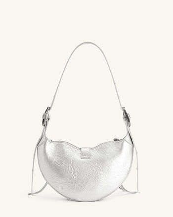 Tessa Schultertasche mit metallischer Faltenoptik - Silber